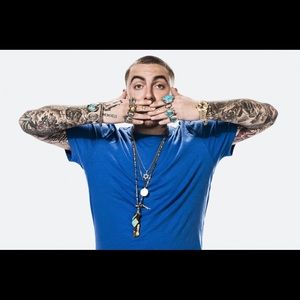 Meet your Posher, Nidia